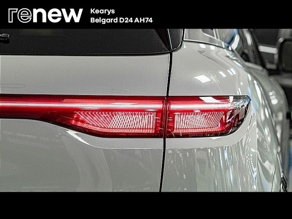 2024 Renault Megane E-Tech - image 18