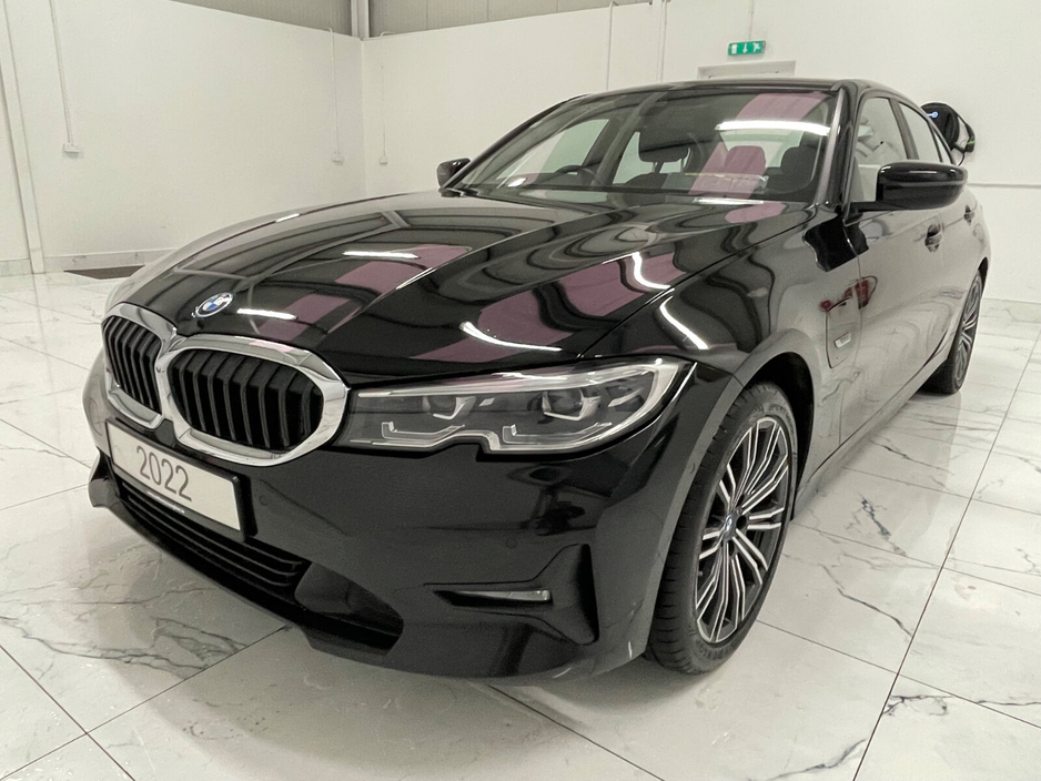 2022 BMW 3 Series  €23,995
