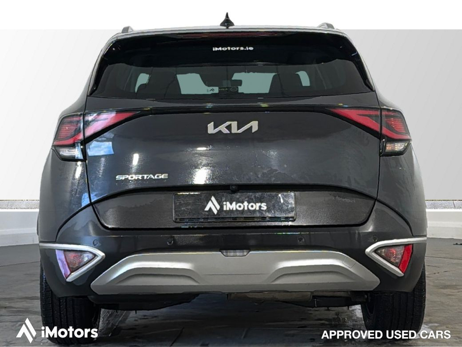 2022 Kia Sportage - image 4