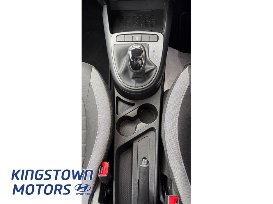 2024 Hyundai i10 - image 18