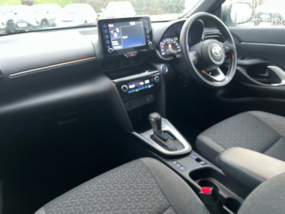 2024 Toyota Yaris Cross YARIS CROSS LUNA SPORT