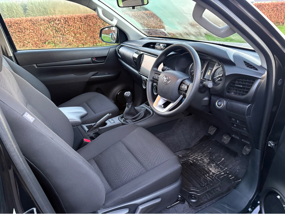2025 Toyota Hilux 2.8 Single Cab ACTIVE 4x4 Pick Up