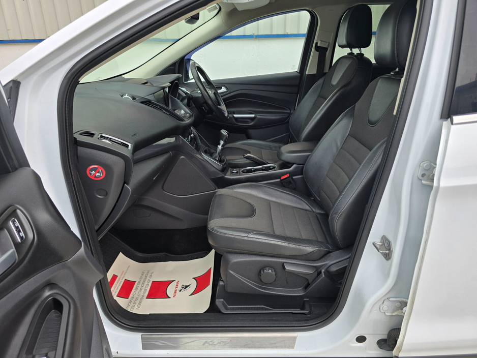 2016 Ford Kuga - image 15