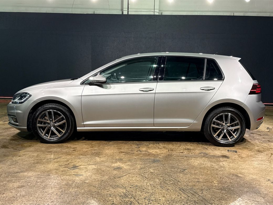 2019 Volkswagen Golf TSI HIGH LINE - FACTORY ALLOYS - CRUISE CONTROL - REVERSE CAMERA €20,950