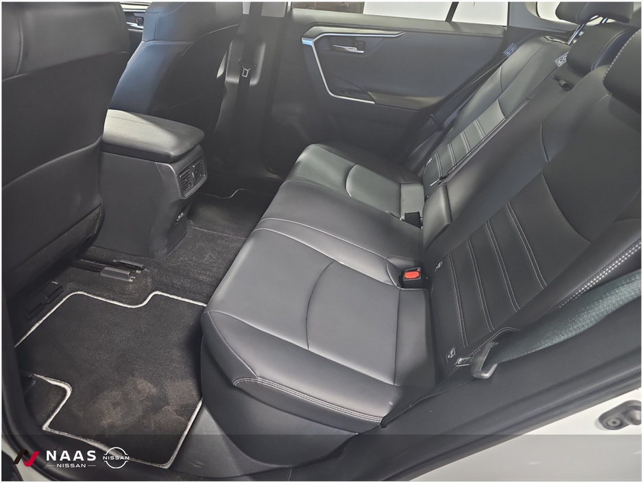 2025 Toyota Rav4 - image 10