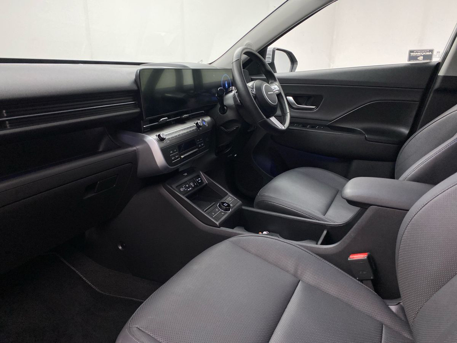 2025 Hyundai Kona - image 5