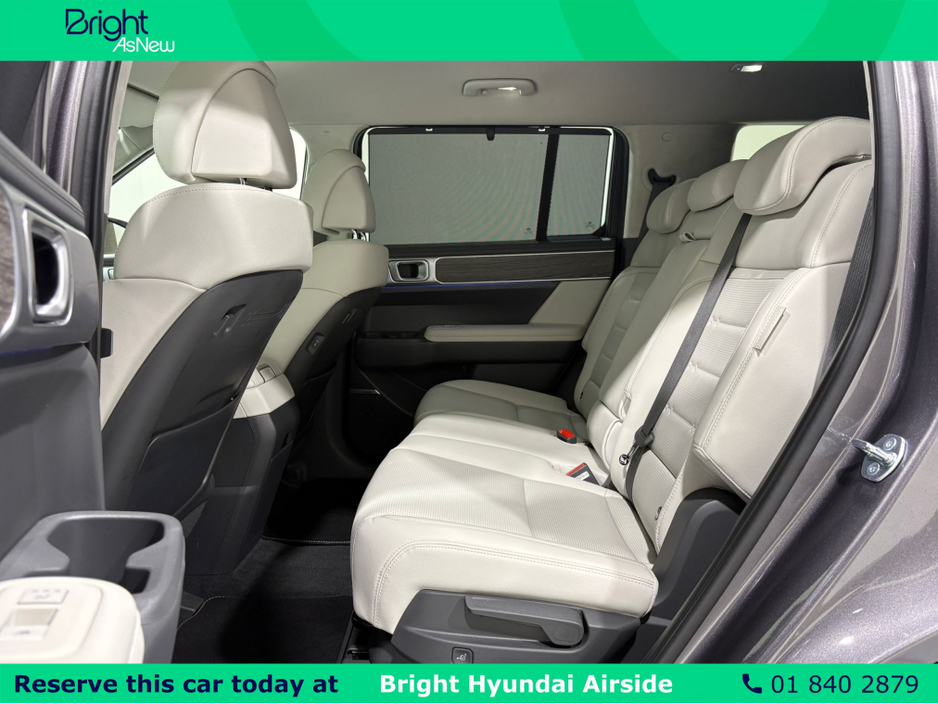 2025 Hyundai Santa Fe PHEV PREMIUM €64,950