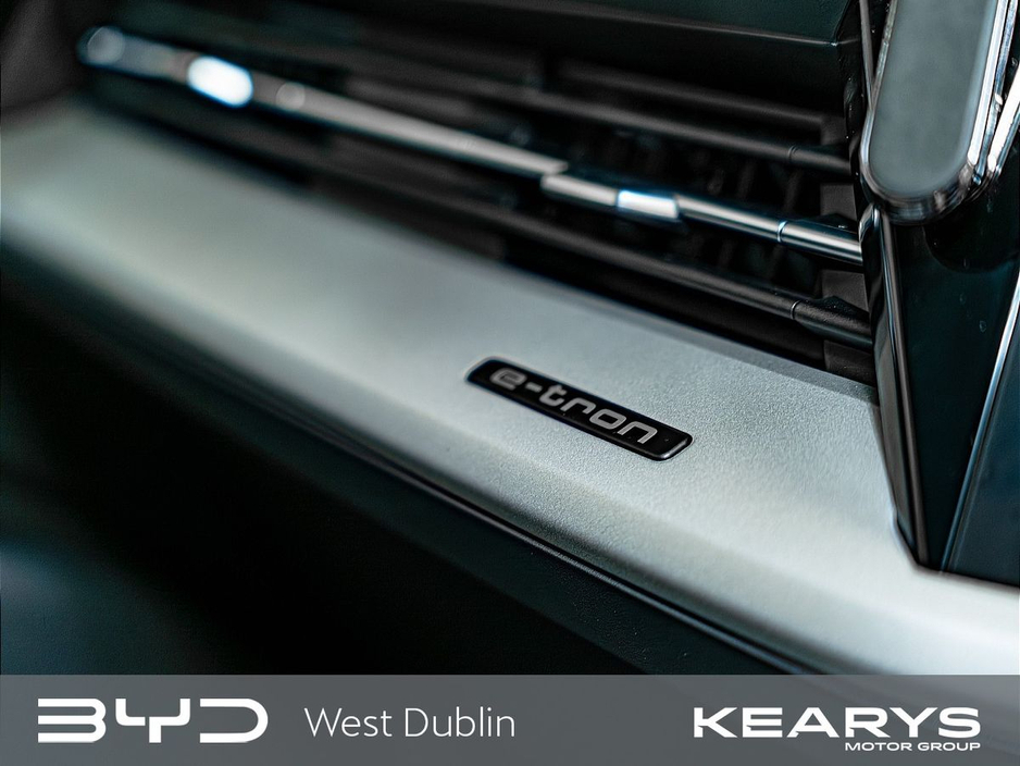 2022 Audi e-tron - image 25