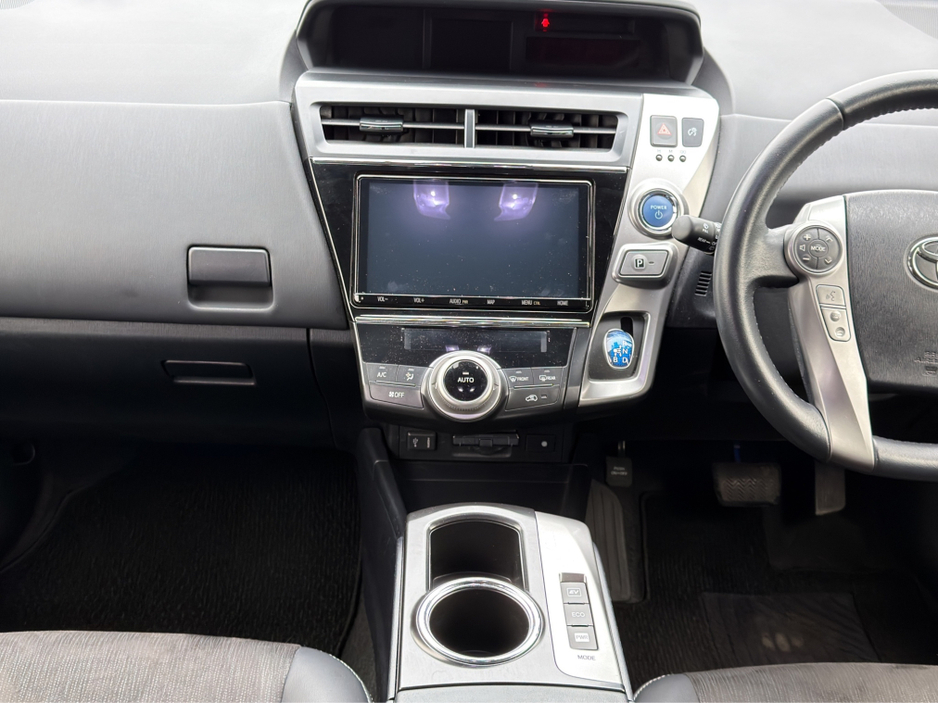 2019 Toyota Prius - image 11