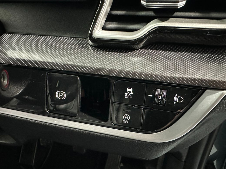 2025 Kia Sportage - image 22