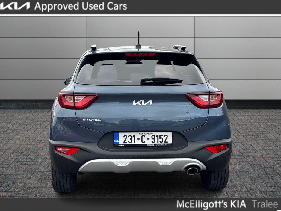 2023 Kia Stonic - image 8