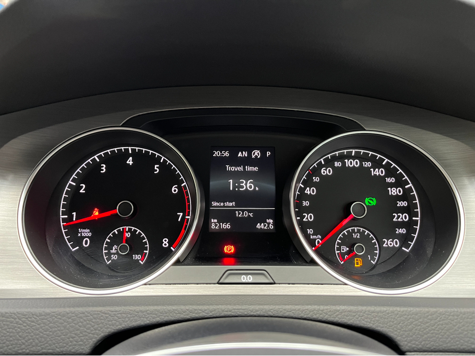 2017 Volkswagen Golf - image 20