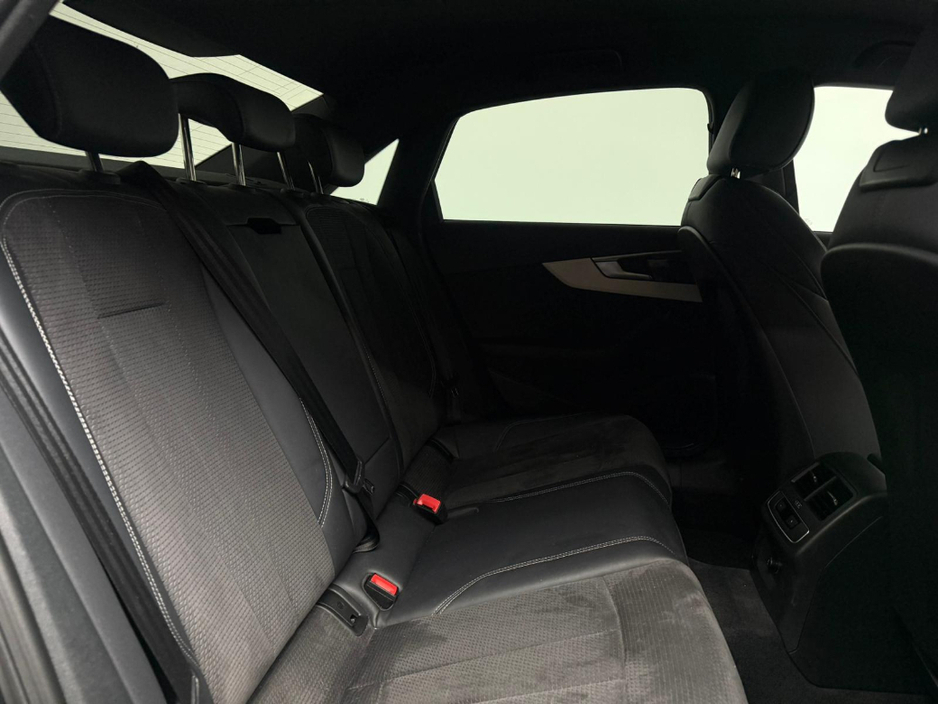 2021 Audi A4 - image 10