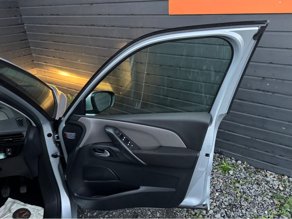 2014 Citroen Grand C4 Picasso 1.6 E-HDI VTR+ AIRDREAM €7,495