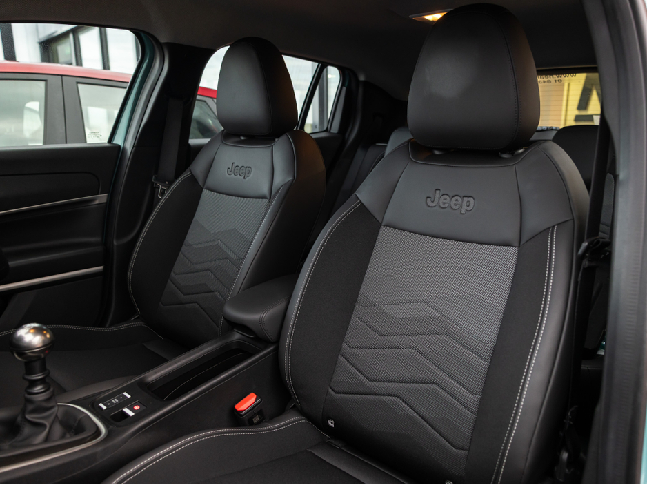 2025 Jeep Avenger 1.2 100HP MT ALTITUDE €27,950