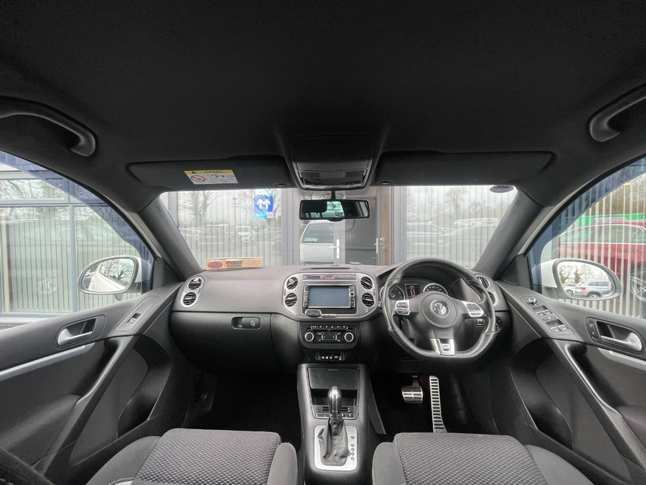 2015 Volkswagen Tiguan - image 11