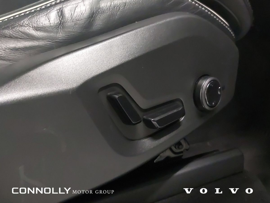 2020 Volvo XC90 B5 R-Design Auto €445pm €49,995