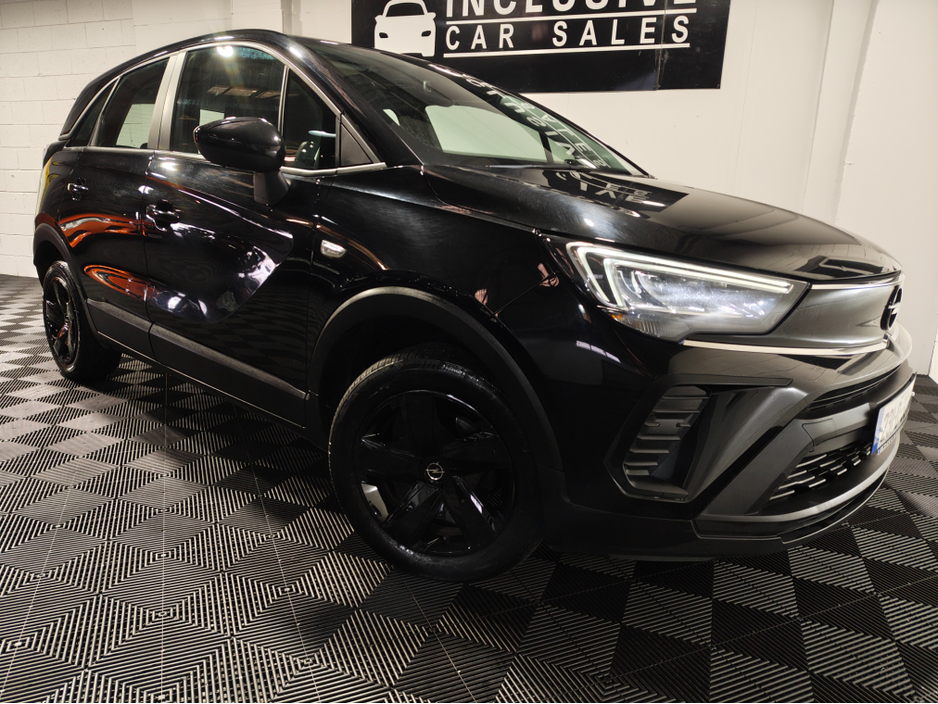 2023 Opel Crossland X - image 8