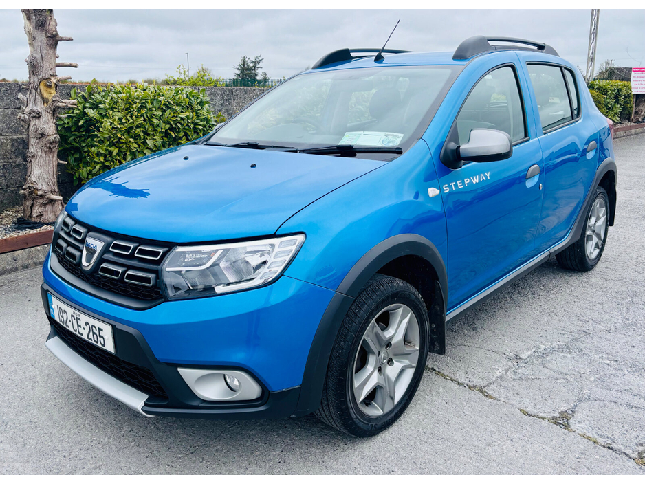 2019 Dacia Sandero Stepway - image 5