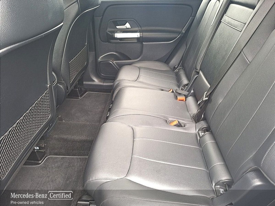 2023 Mercedes-Benz GLB - image 11