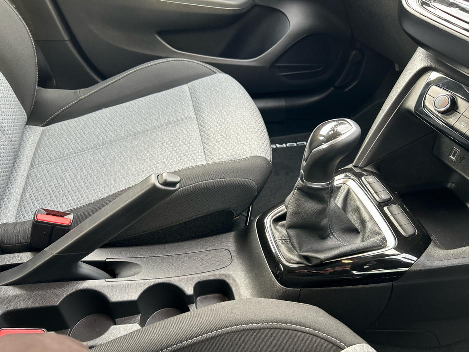 2026 Opel Corsa ELEGNCE 1.2 75HP S/S 4DR