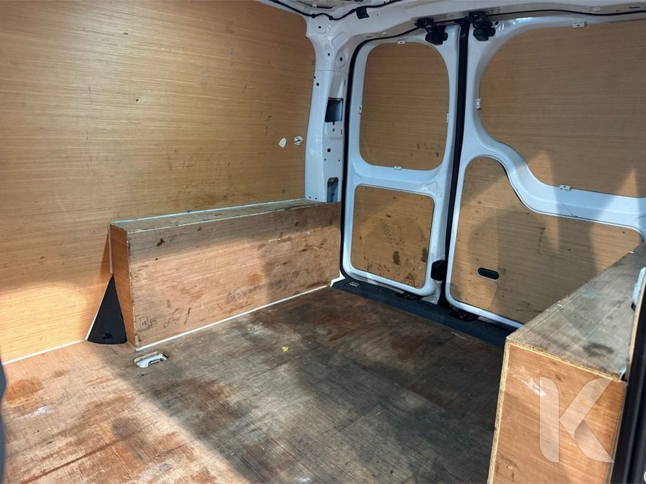 2023 Volkswagen Caddy MANUAL 2.0L TDI - PRICE €17450 EXCLUDING VAT €17,450