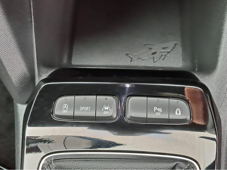 2022 Opel Mokka - image 25