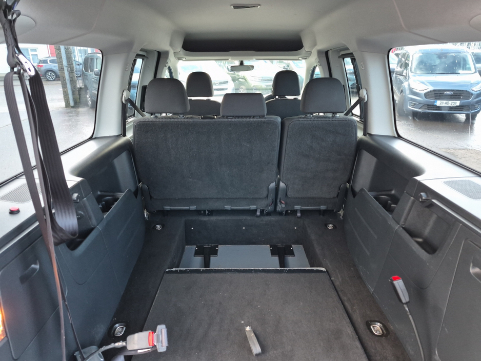 2021 Volkswagen Caddy Maxi Wheelchair Access Taxi Spec €37,950