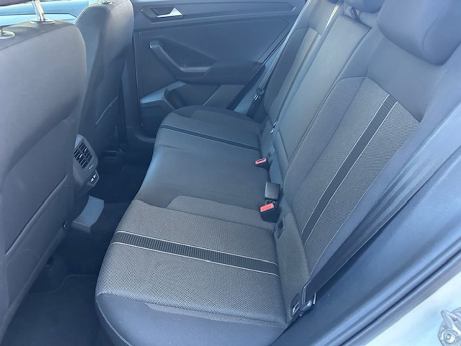2023 Volkswagen T-Roc 2.0 TDI 116HP Life rear view Camera Low mileage €29,995