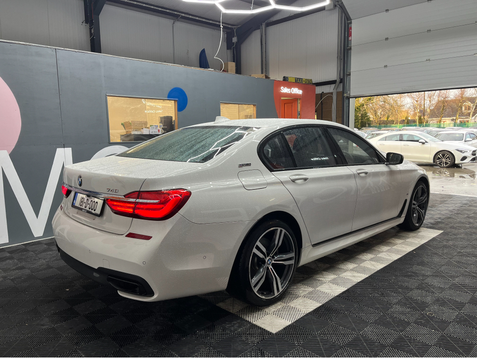 2018 BMW 7 Series €29950! 2018 BMW 740E IPERFORMANCE M-SPORT 2.0 AUTOMATIC / CRUISE CONTROL / 360° PARKING CAMERA / ELECTRIC MEMORY HEATED & MASSAGING SEATS / PANORAMIC SUNROOF / PADDLE SHIFTERS €29,950