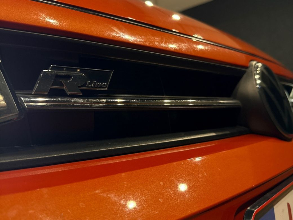 2022 Volkswagen Polo - image 10