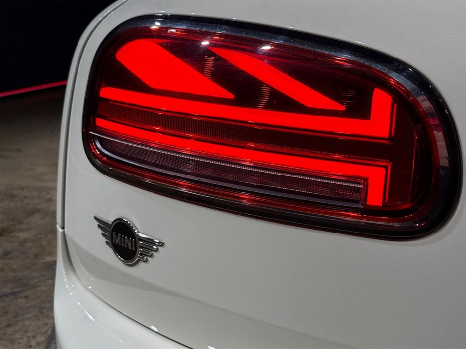 2020 MINI Cooper - image 11