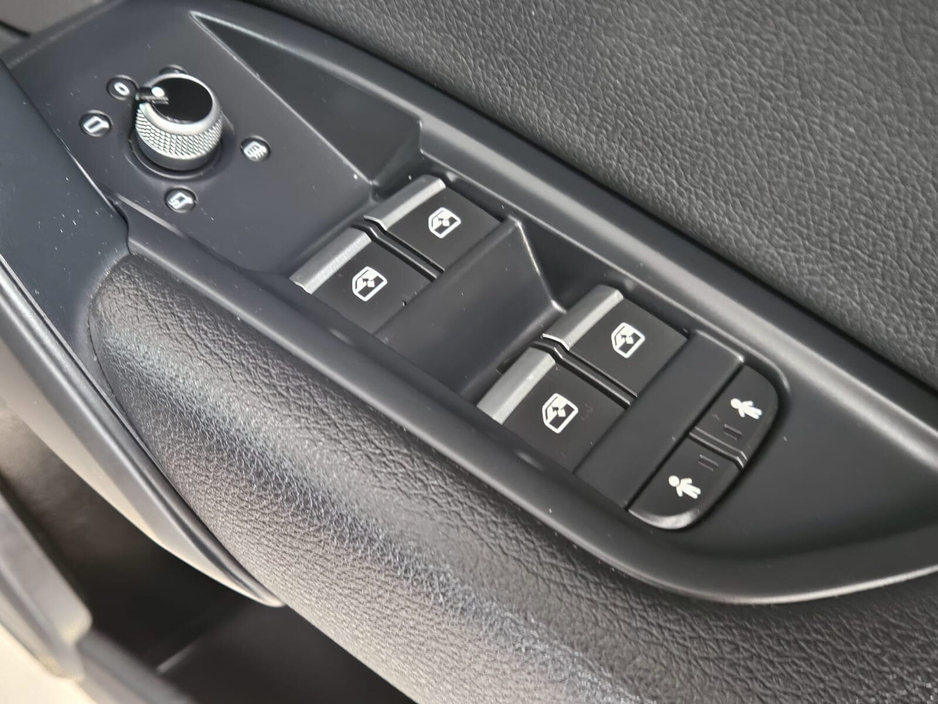 2020 Audi Q5 - image 11