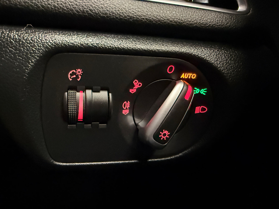 2016 Audi Q3 - image 19