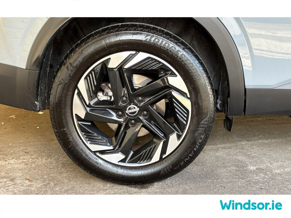 2025 Nissan Qashqai ePOWER QASHQAI SV PREMIUM €40,495