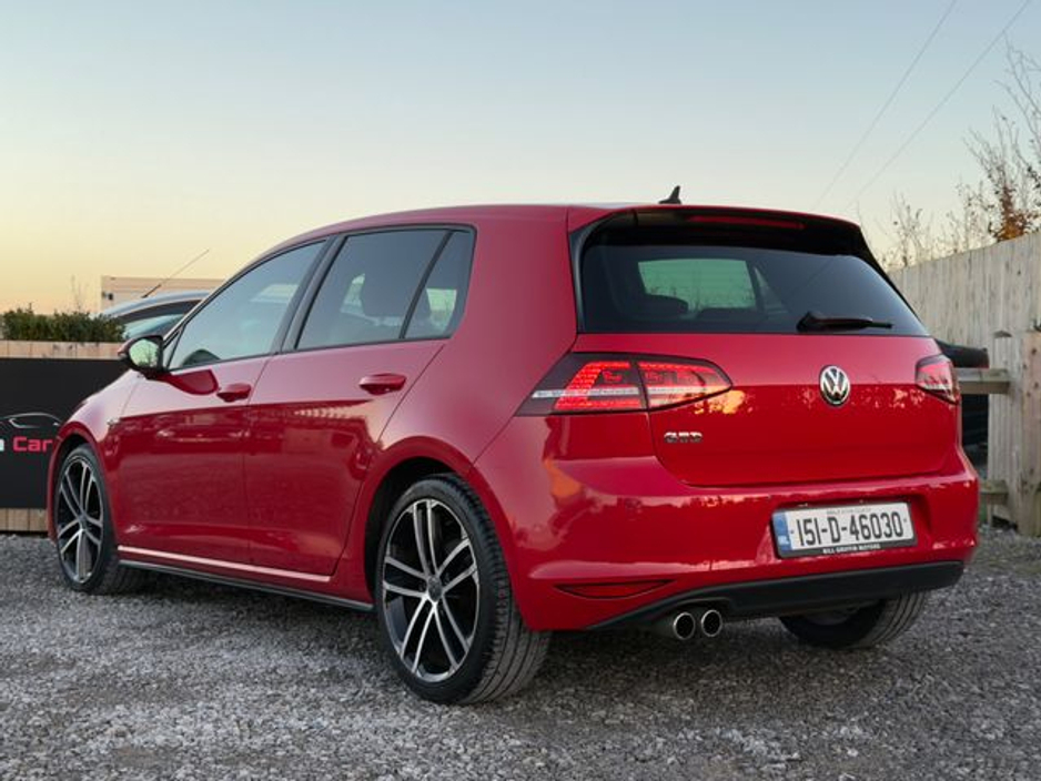 2015 Volkswagen Golf - image 7