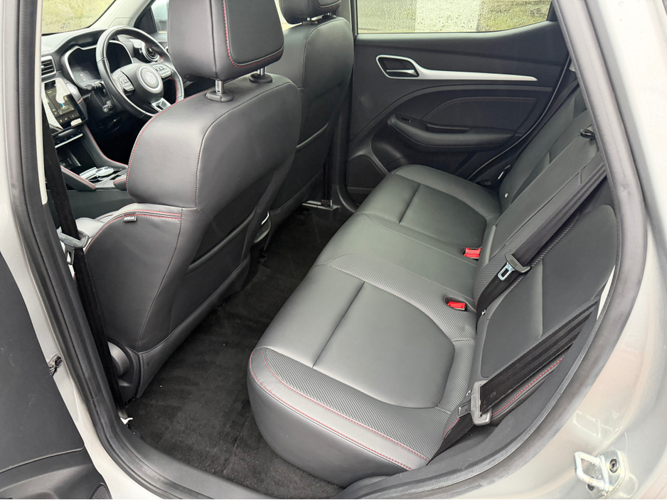 2023 MG ZS TROPHY EV LONG RANGE 73KWH//LOW MILEAGE//SUNROOF FULL LEATHER//SIMI AND AA DEALER €21,900