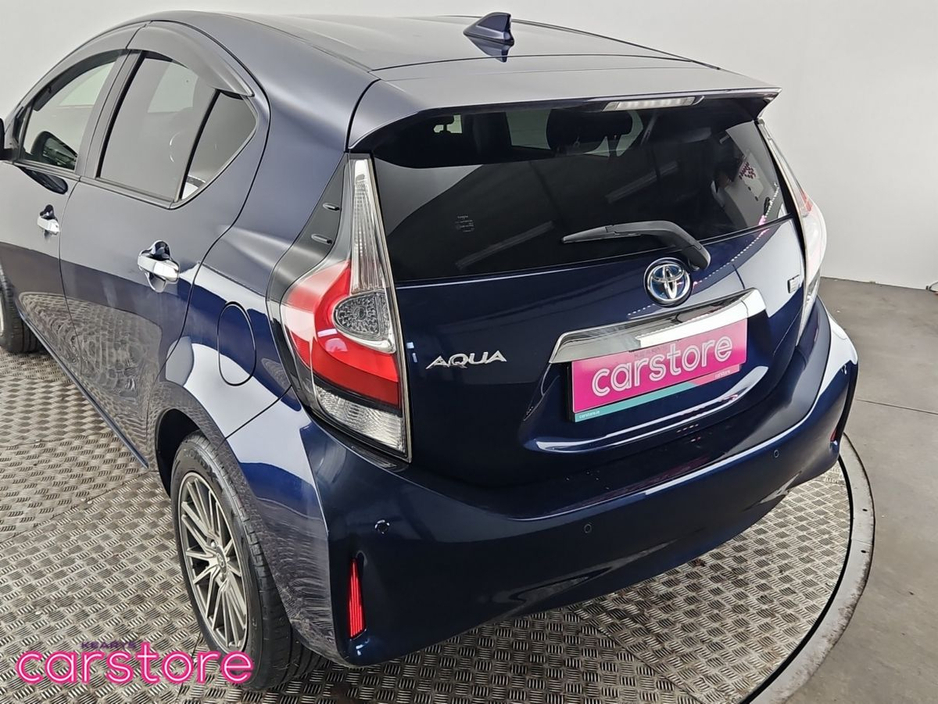 2019 Toyota Aqua - image 15