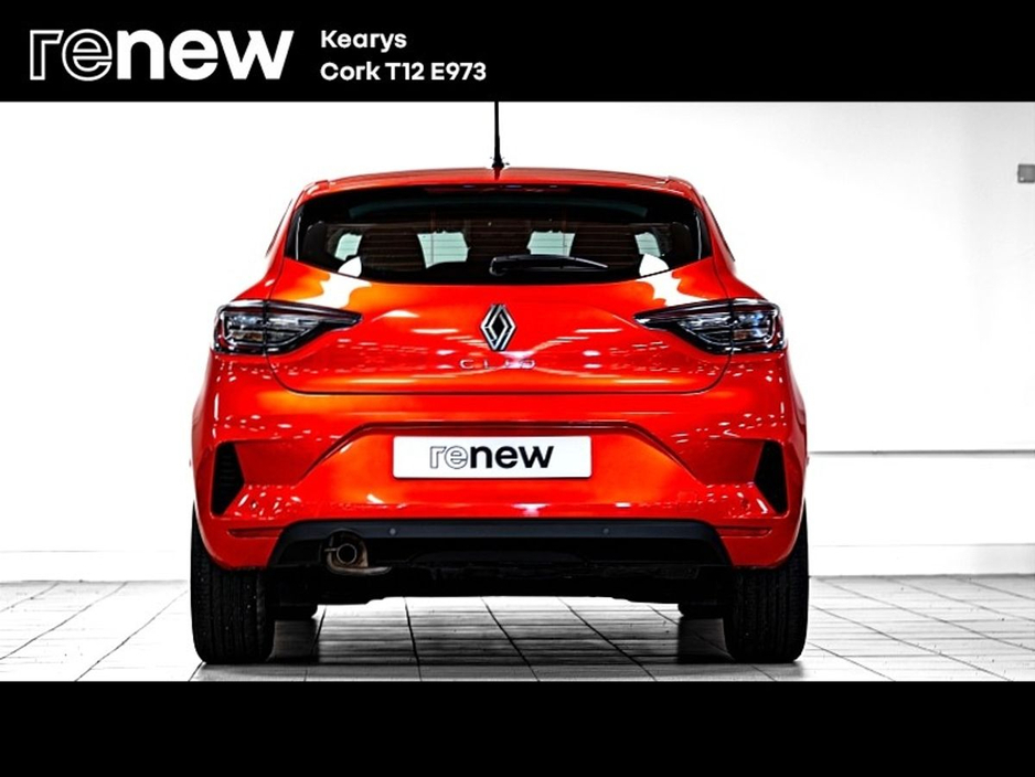 2025 Renault Clio - image 10