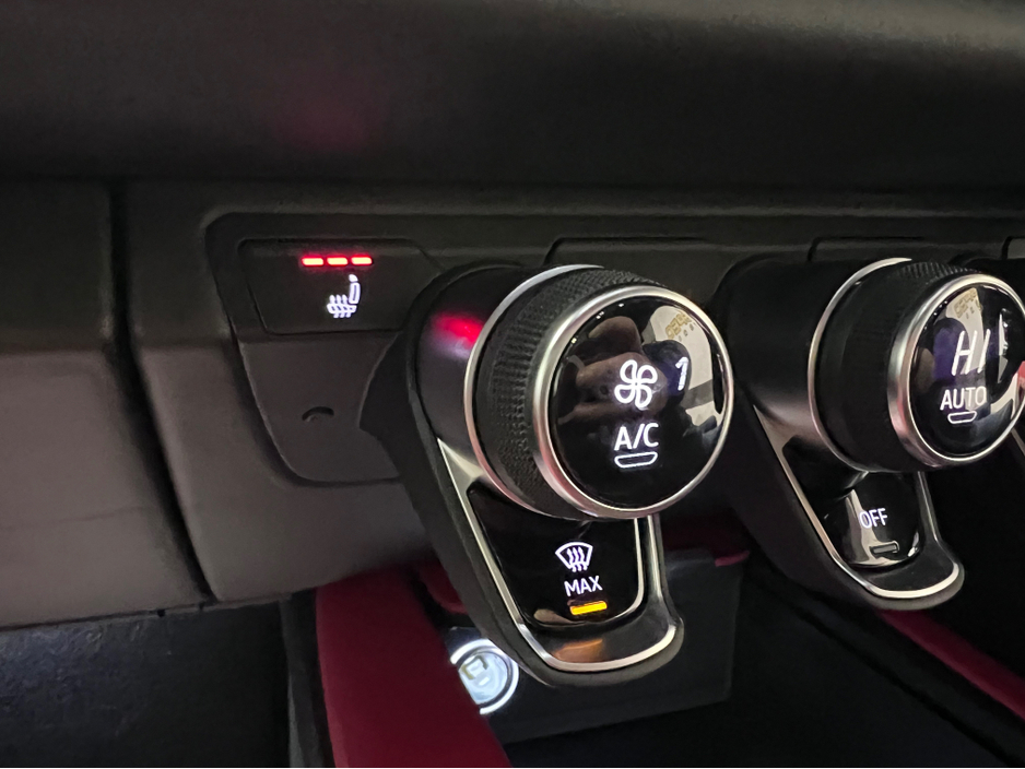 2022 Audi R8 R8 V10 Performance Carbon Edition €1