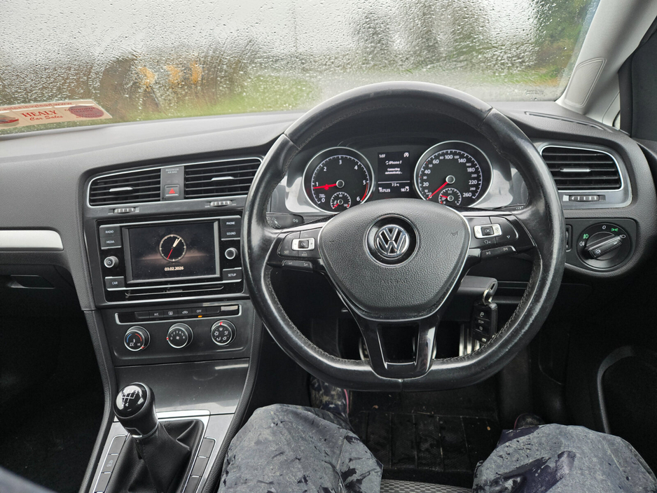 2017 Volkswagen Golf  €10,500