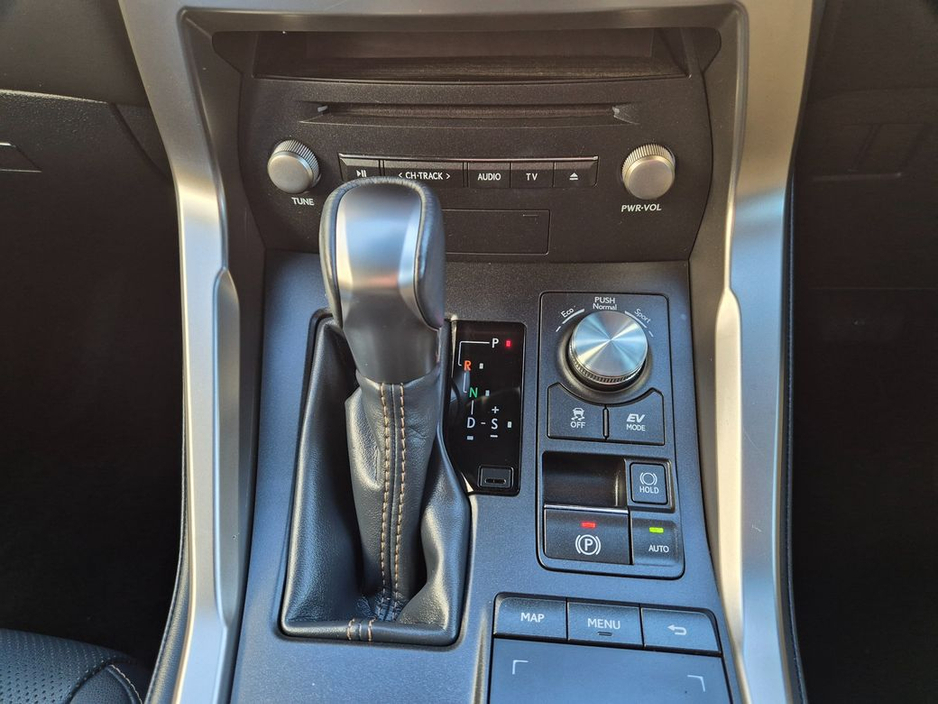 2020 Lexus NX 300 h - image 27