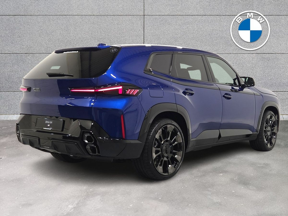 2026 BMW XM - image 24
