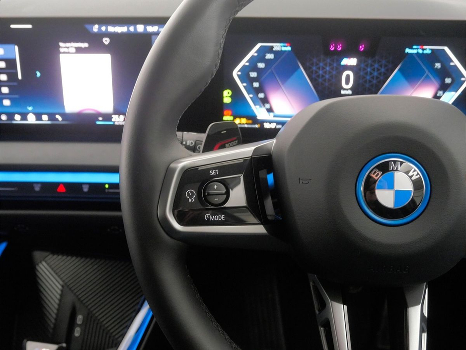 2025 BMW X3 - image 16