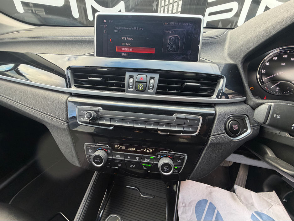 2022 BMW X1 XDRIVE 25E XLINE AUTO Black Pack €30,995