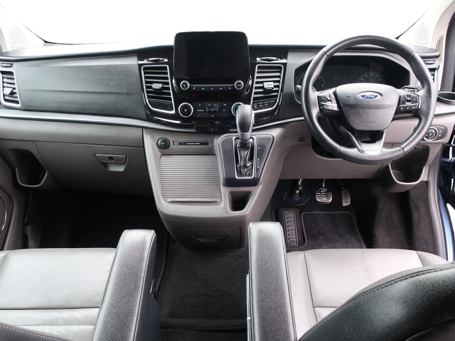 2023 Ford Tourneo - image 12