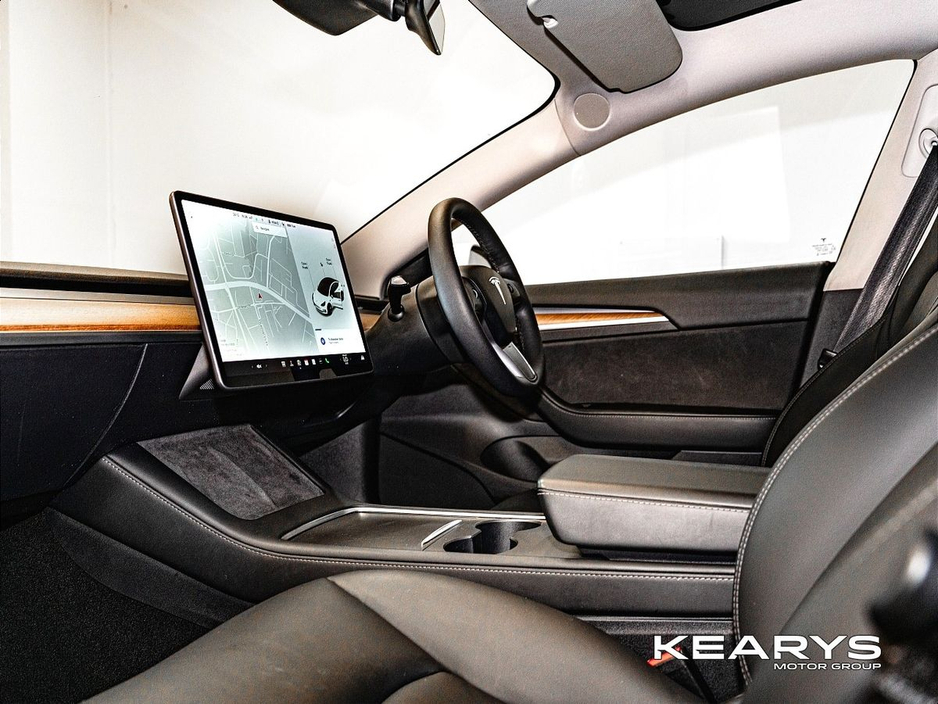 2021 Tesla Model 3 - image 13