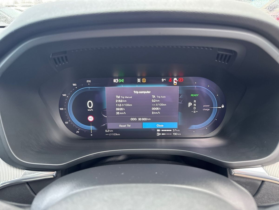 2024 Volvo XC60 - image 14