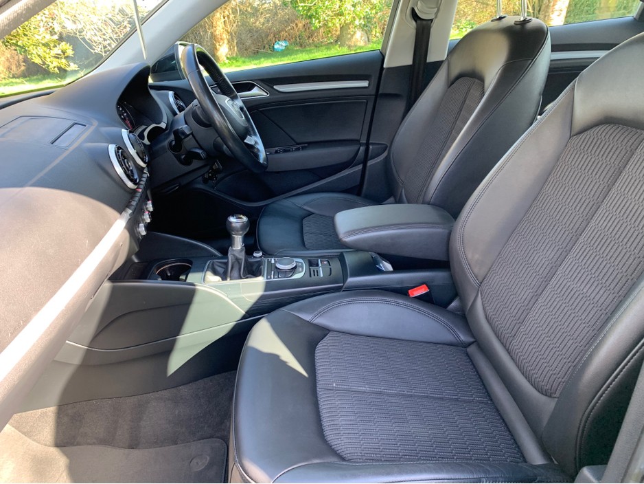 2015 Audi A3 - image 18