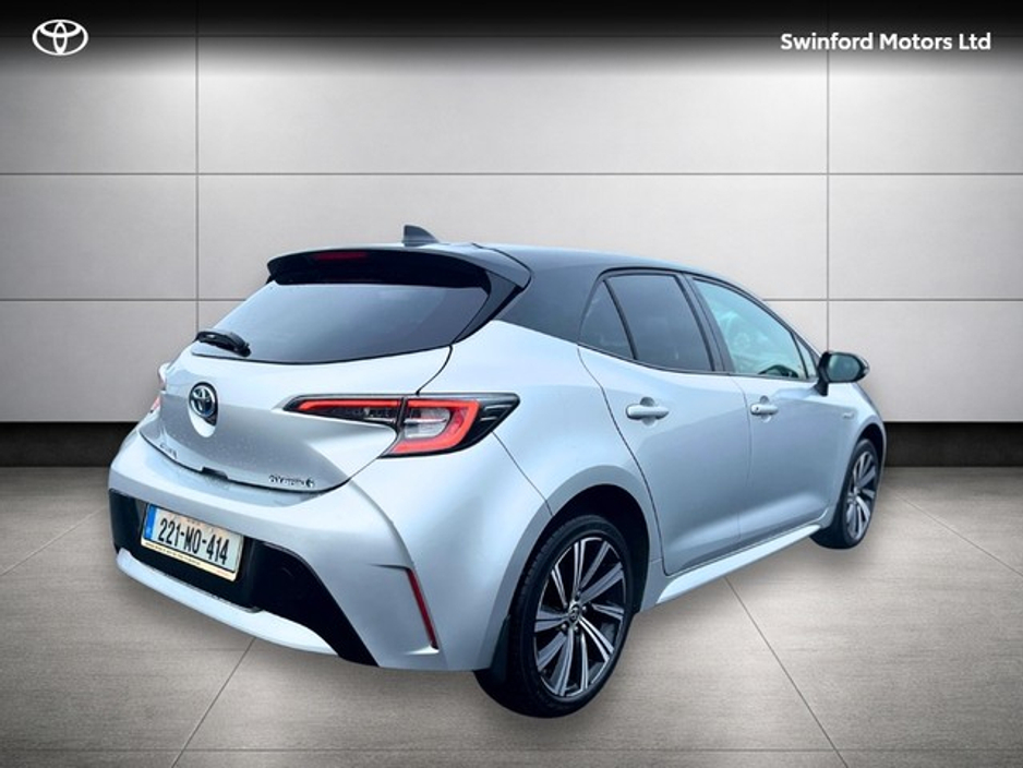 2022 Toyota Corolla HYBRID L/SPORT HB 4DR €26,950